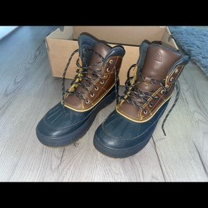 Nike ACG boots